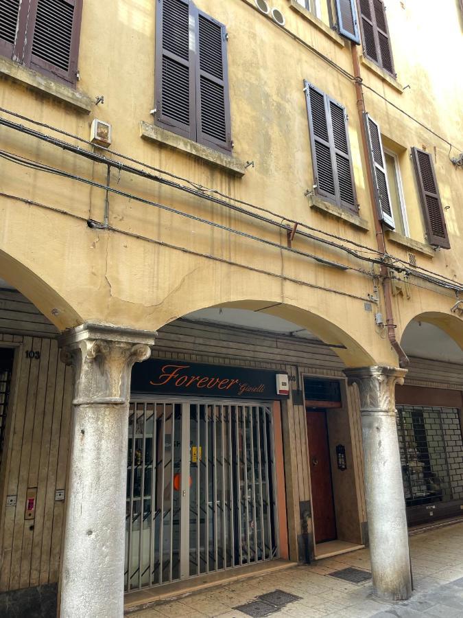 Le Civette Apartment Ферара Екстериор снимка